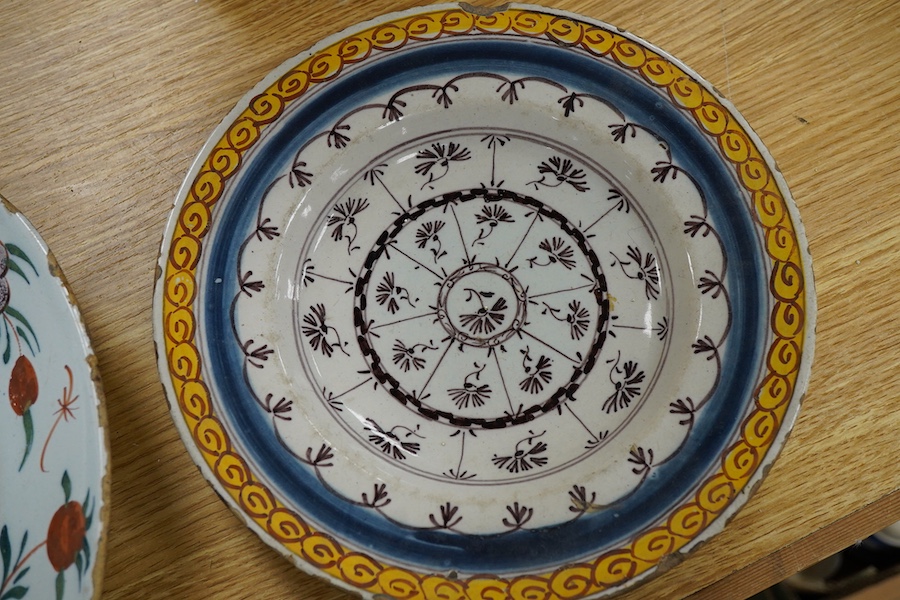 Two 18th century English delftware plates or dishes and two pearlware dishes, together with a Spode jug
